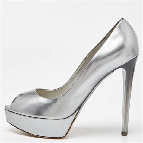 pump dior nova|Buy designer Pumps by Dior at The Luxury Closet..